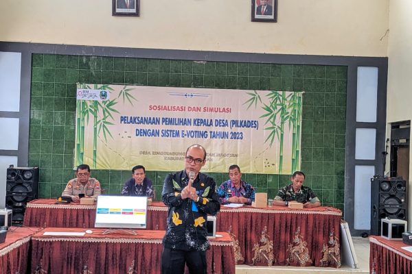 Sosialisasi Dan Simulasi Pilkades Secara E-Voting Desa Ringinagung Tahun 2023